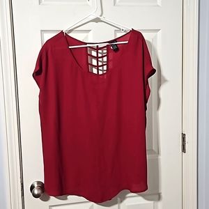 Torrid No Sleeve Shirt